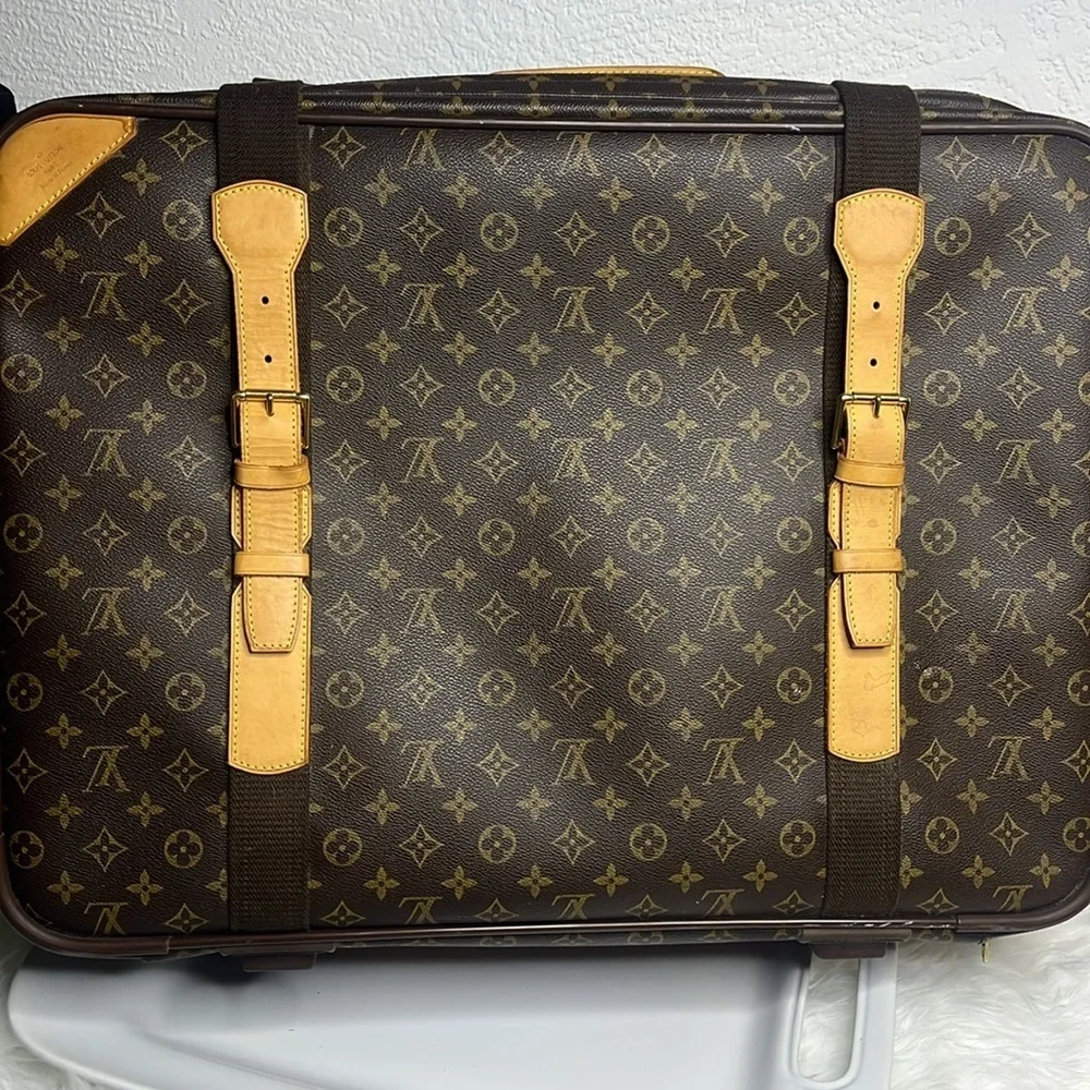 LOUIS VUITTON SATELLITE 60 SUITCASE
